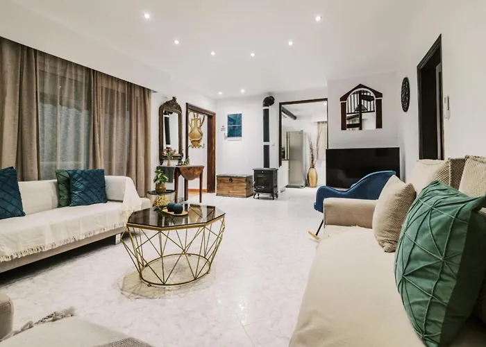 Bella Terra Filerimos فيلة Tsairi